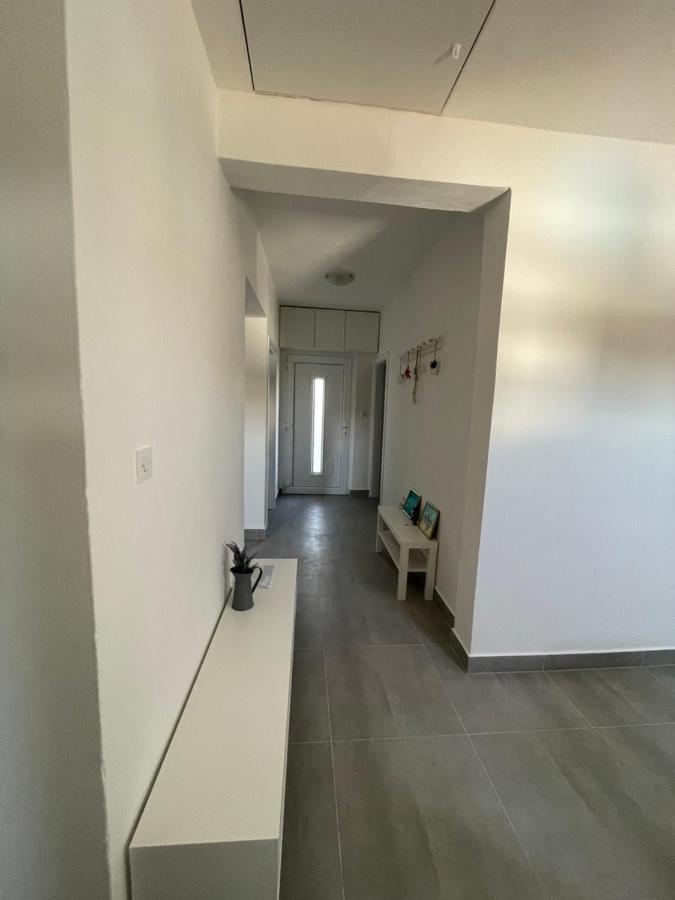 Apartmani Fulir Vrsi Ngoại thất bức ảnh